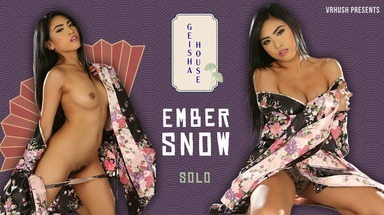 VR Hush Geisha House: Ember Snow Solo