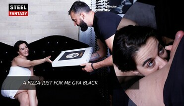  A pizza just for me Gya Black
